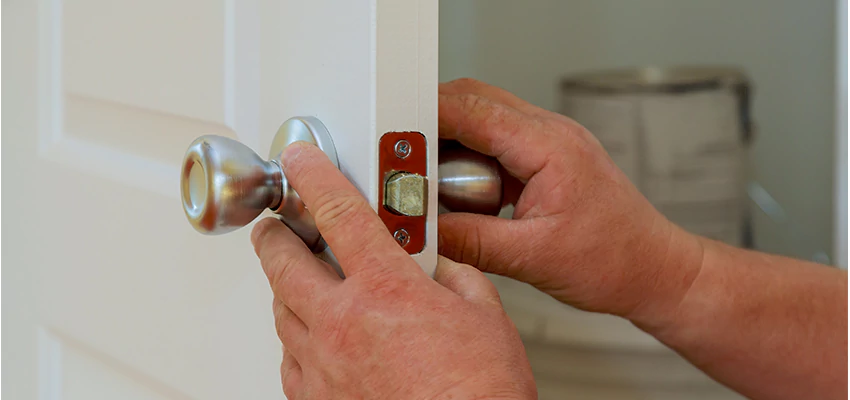 AAA Locksmiths For lock Replacement in Daly City, California