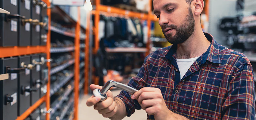Locksmith For Retail Stores Lockout Services in Daly City, California